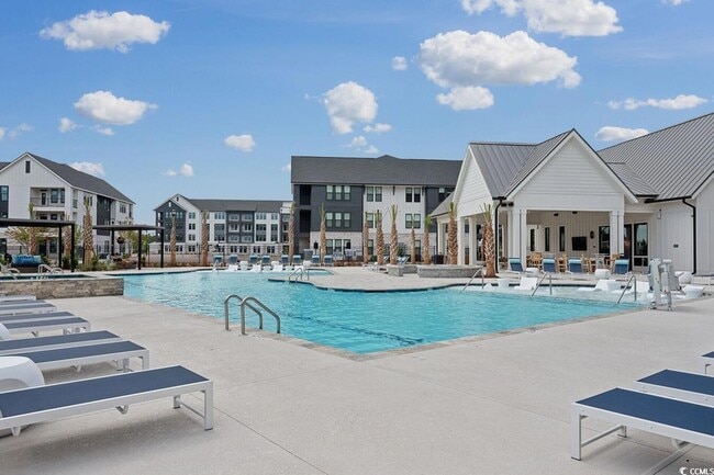 Photo - 331 Pickwick Dr Unit B2