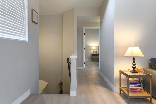 Photo - 1001 North Pasadena-SI FL1-ID1545705P Unit SI FL1-ID1545705P