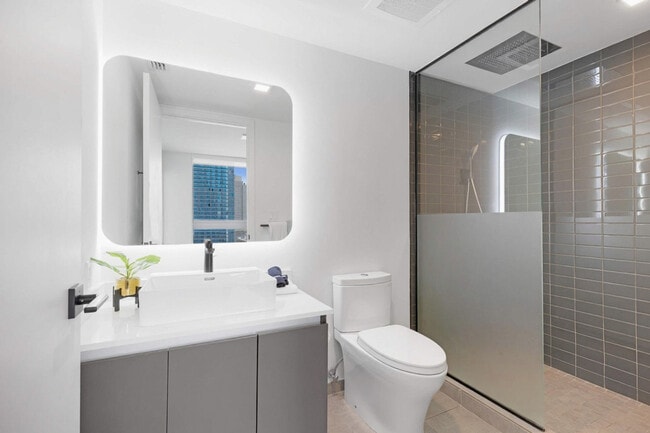 Photo - 227 NE 2nd St Unit SI ID1227561P