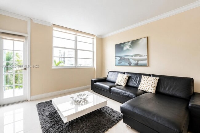 Photo - 19370 Collins Ave Unit 716