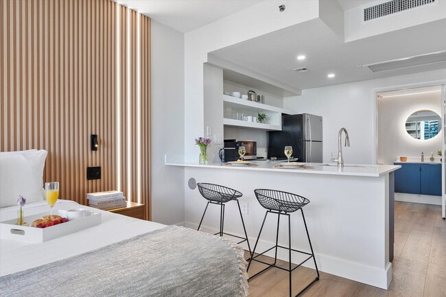 Photo - 2889 McFarlane Rd Unit SI ID1240696P