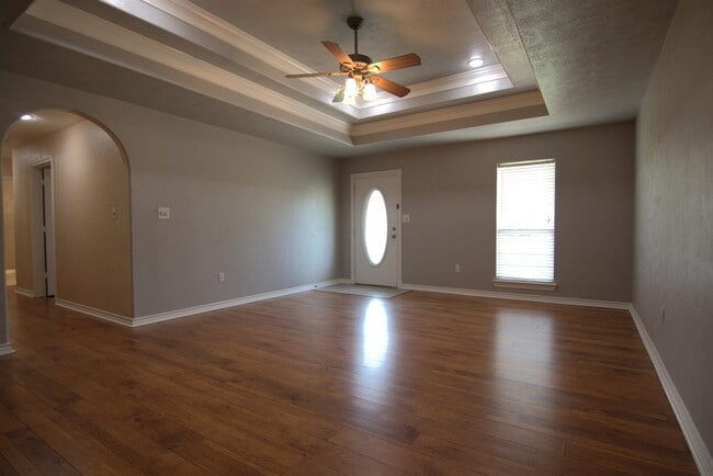 Photo - 8525 Sunflower Ln