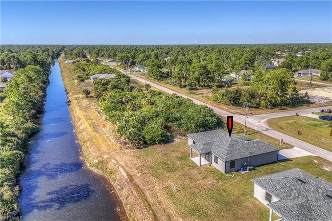 Photo - 1132 Cummings St E