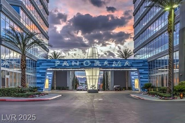 Building Photo - 4525 Dean Martin Dr