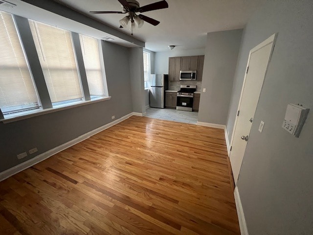 Photo - Lakeside Apartments