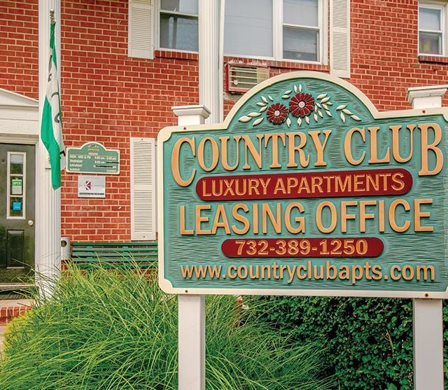 Photo - Country Club Apartments