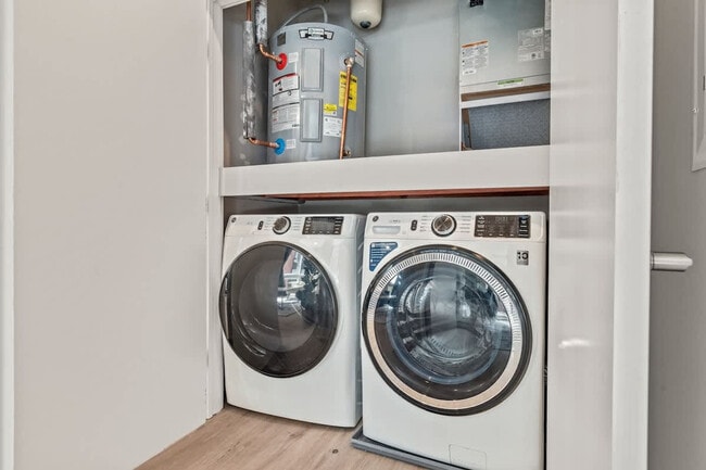 Photo - 916 N Delaware Ave Unit ID1055901P