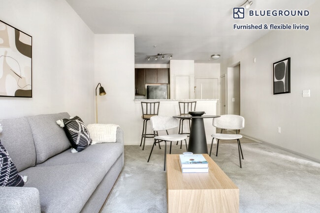 Photo - 305 10th Street South Unit FL2-ID561