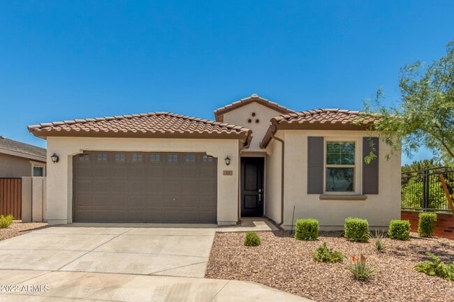 Photo - 43 E Capricorn Way