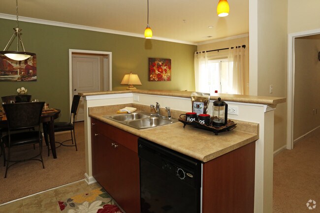 Kitchen - Pillars at Great Bridge