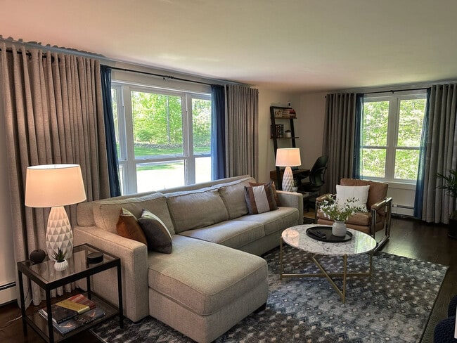 Photo - 6 Nancy Ln Unit SI ID1261565P