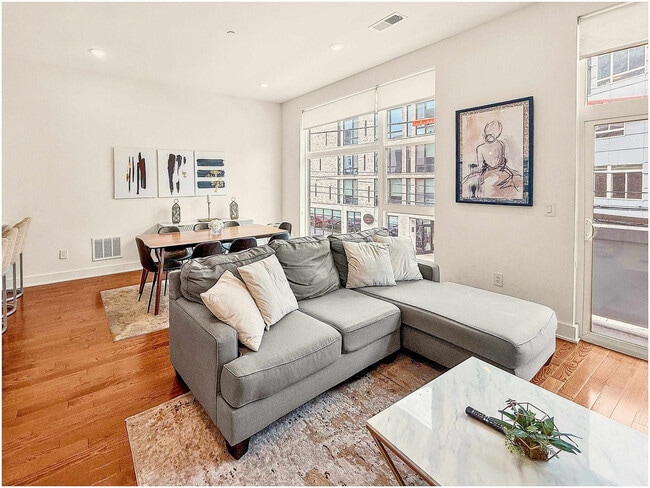 Building Photo - 1115 Germantown Ave Unit ID1285555P