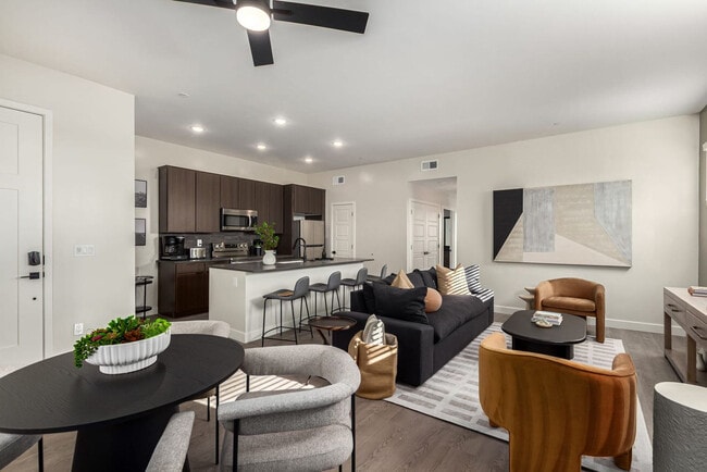 Building Photo - 6249 E Pinnacle Vista Dr Unit SI ID1558665P