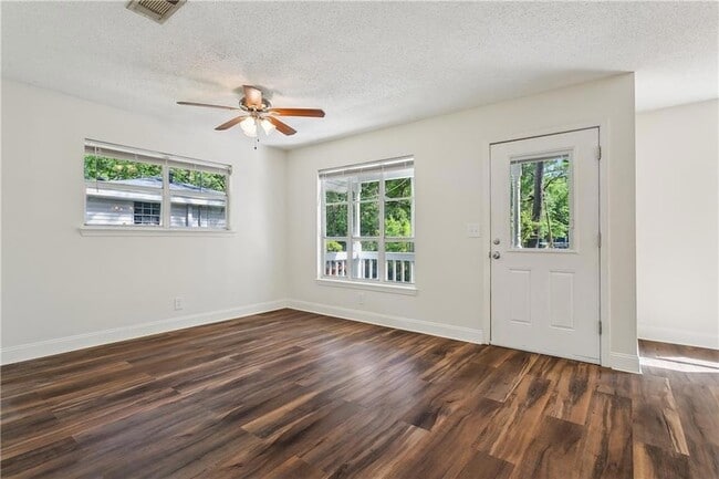 Photo - 28547 Canal Dr