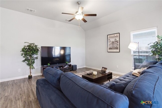 Photo - 1207 Amber Dawn Dr