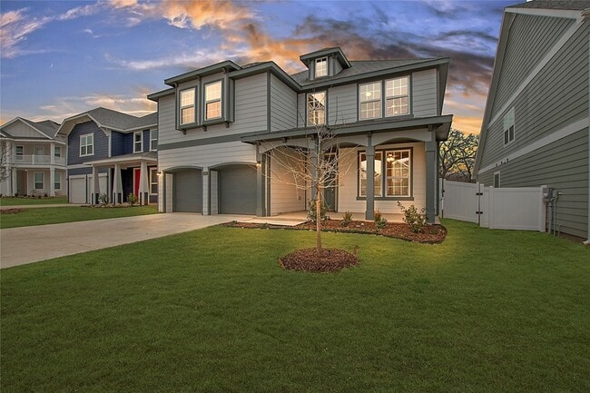 Photo - 1605 Katharina Ave