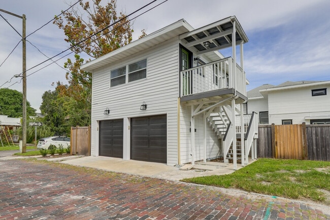 Photo - 202 10th Ave NE Unit SI ID1383675P