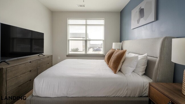 Photo - 1801 Meridian St Unit 901