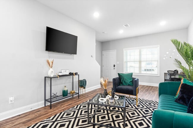 Building Photo - 541 New S Dr Unit ID1234453P