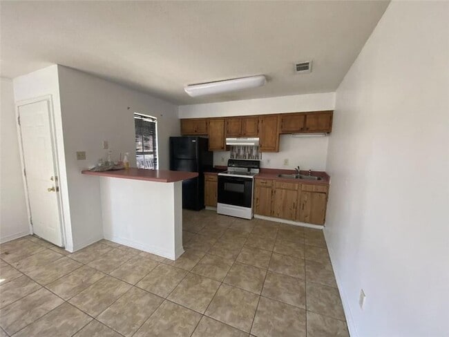 Photo - 1528 Live Oak St Unit 153