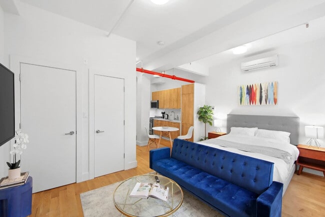 Photo - 517 W 45th St Unit ID1224960P