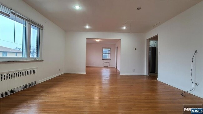 Photo - 2152 South St