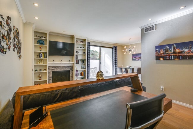 Building Photo - 701 Kettner Blvd Unit SI FL1-ID1546094P