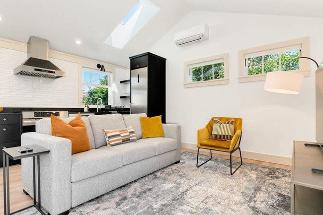 Building Photo - 3224 13th Ave W Unit ID1299041P