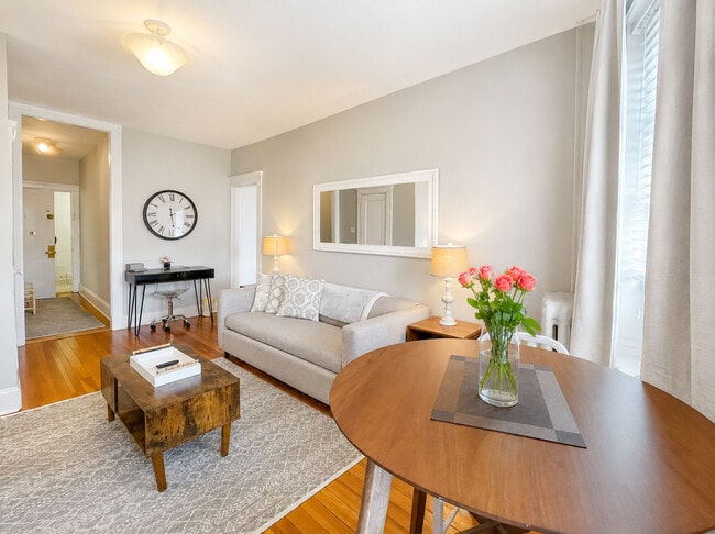 Photo - 31 Orkney Rd Unit SI FL1-ID1238121P