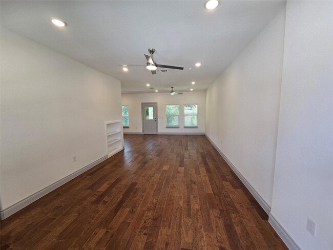 Photo - 2105 Tiger Trail Unit 702