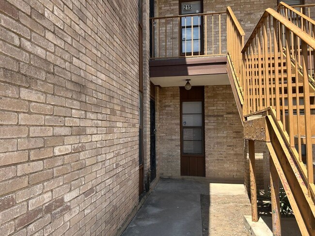 Photo - 100 Hillside Rd Unit 115