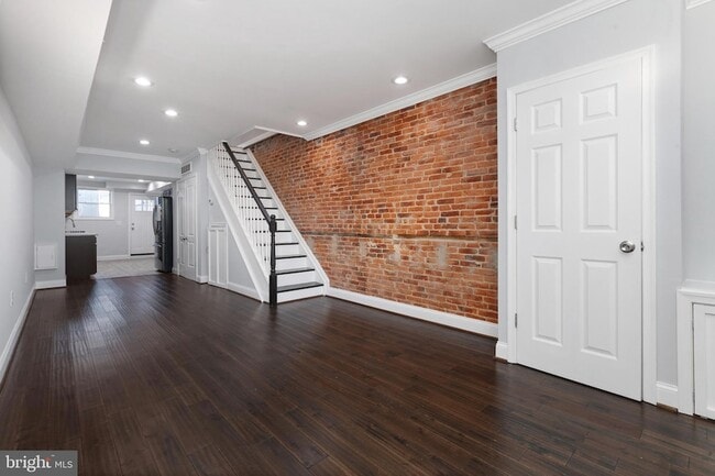 Photo - 3339 Paine St