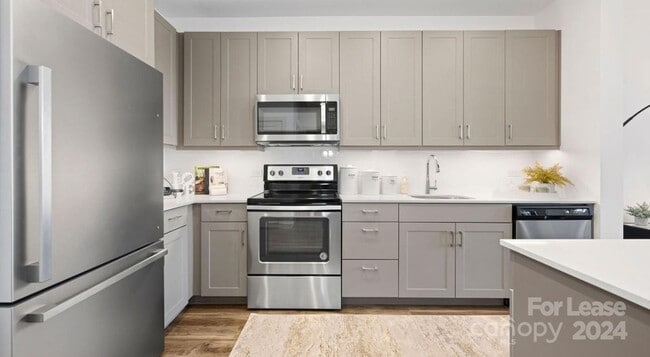 Building Photo - 145 New Bern St Unit A5th