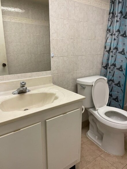 Photo - 3900 NW 76th Ave