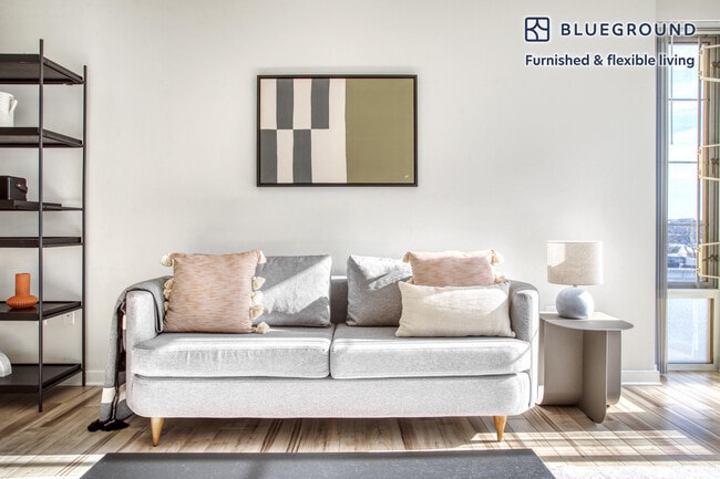 Photo - 360 H St NE Unit SI FL3-ID417