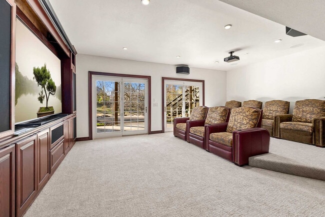 Photo - 515 NW D St Unit ID1346920P