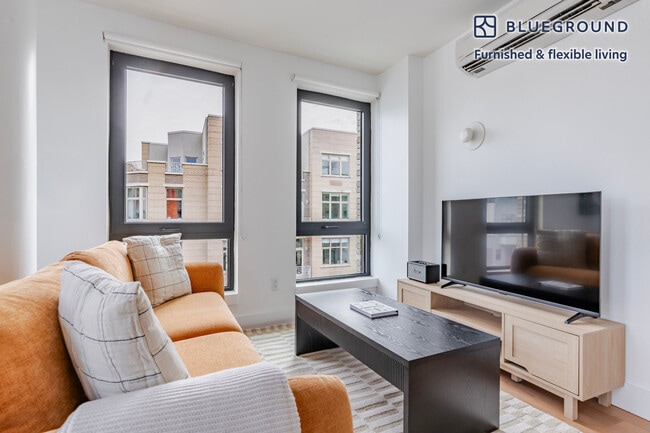 Photo - 130 Hope St Unit SI FL6-ID2226