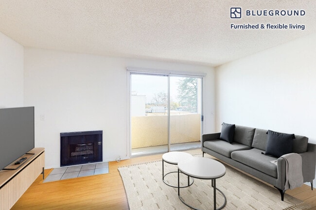 Building Photo - 1920 Overland Ave Unit ID9200A