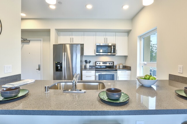 Photo - Neo on First