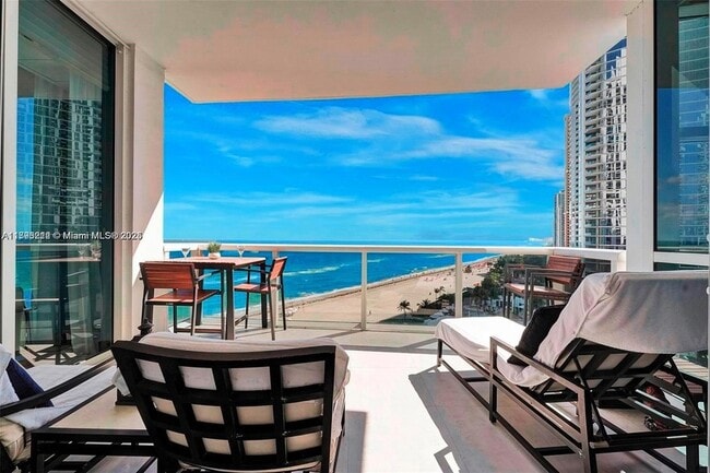 Photo - 18101 Collins Ave Unit 1105