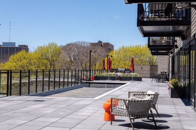 Photo - 1237 N Van Buren St Unit SI ID1379023P