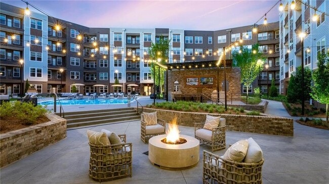 Building Photo - 3100 Commerce Ave NW