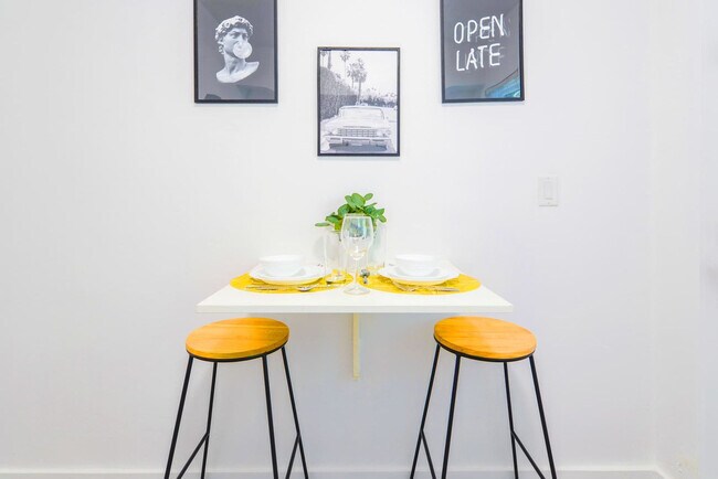 Photo - 515 NE 82nd St Unit SI FL1-ID1022249P