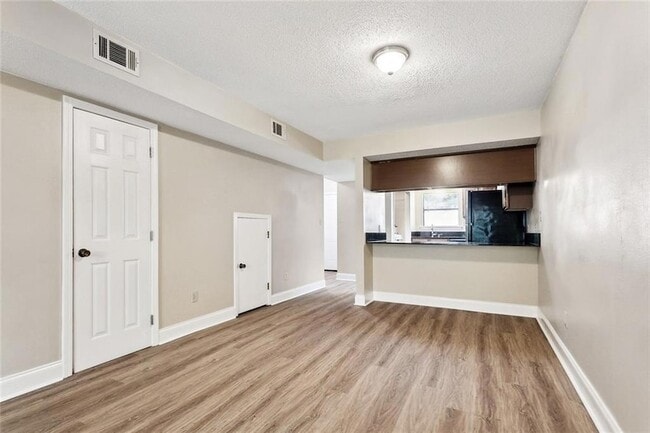 Photo - 23 Birdie Dr