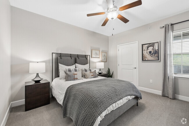 Naples II - 2BR, 2BA - 1,377SF - Second Bedroom - Villa Milano Apartments and Villas