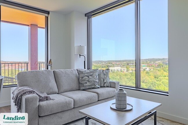 Building Photo - 632 Howard Rd SE Unit 1032.1410882