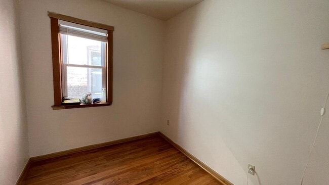 Photo - 2314 N Laramie Ave Unit 1