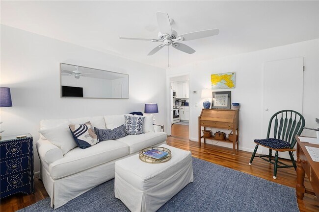 Photo - 70 Carroll Ave