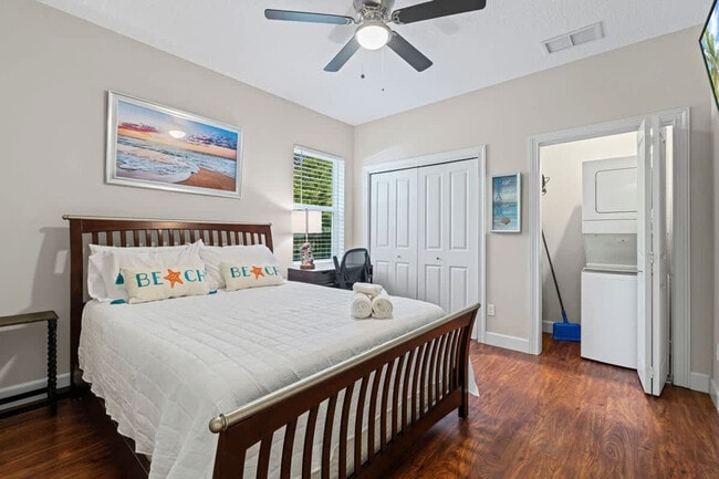 Photo - 5422 Leonard St Unit SI ID1578440P