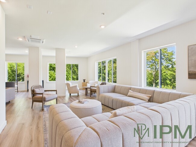 Photo - The Flats at Hampden